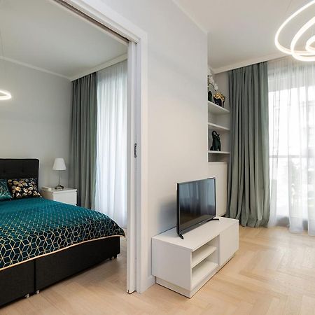 Wola Luxe Apartment Varsovia Exterior foto